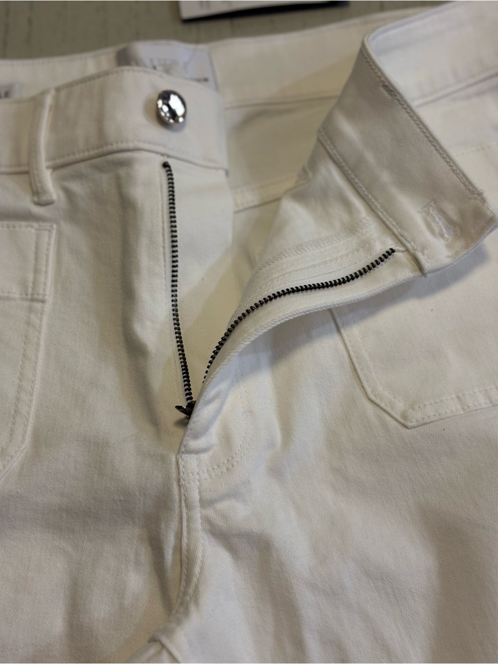 NWT White House Black Market Women’s White High-Rise Skinny Jeans SZ 12 $110 - Picture 6 of 14